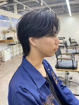 ガレージ バイ グリーン 原宿 表参道(Garage by green) 【JINKI】 センターパートウルフ