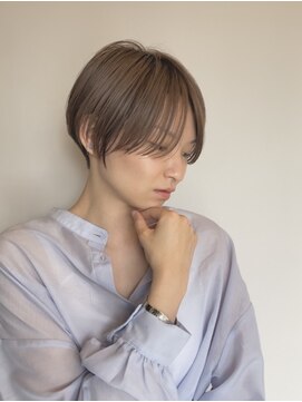 リーベル(Re bell) ベージュ系ハイトーンショート