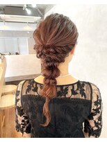 サンルーム(SUN room)&nbsp;編みおろしタマネギヘア　moro