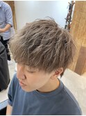 透明感のあるブラウンカラー