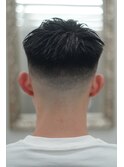 カット　パーマ　フェード　シェービング　ヘッドスパ