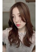 大人女性向け顔周りレイヤーとくびれレイヤー/センターパート
