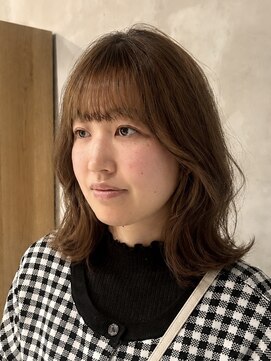 キリ 逗子(kiri) 逗子葉山ハッシュカットハッシュボブ外ハネシースルーバングm223
