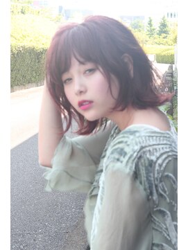 ブークル(boucle) ヨーロピアン外跳ねボブ