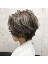 メルシー トータル ブランディング サロン(merci TOTAL BRANDING SALON) 耳かけも可愛い☆フォギーベージュでイメチェンショートボブ