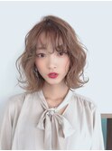 ハイトーンカラー×ステップボーンカット×キャラメルベージュ