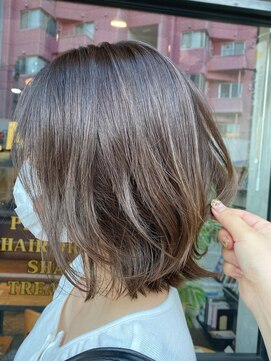 ブルー 青葉台(BLUE) 外ハネレイヤー