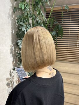 フィーネ 柏(Fi-Ne) ライトベージュ×ボブ