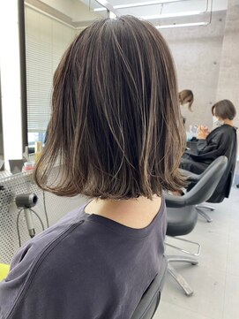 イキ 表参道(iki omotesando) モード/無造作ウェーブ/大人ガーリー[表参道駅]