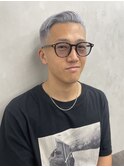 ホワイトシルバーカラー！