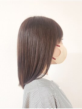 エゼル(Esell) オリーブグレージュカラー