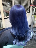 ヘアースタジオ ゴーゴー ヘアー(HAIR STUDIO GOGO HAIR) ネイビーブルー×スーパーロング