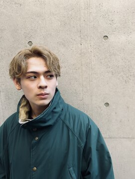 レジュアル(RESSUAL) 無造作　波巻　ハイトーン　センターパート　ツイスパ