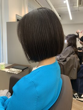 ジエクト アイロ(The Ect ilo) 黒髪 ストーンボブ 20代30代40代おすすめヘア