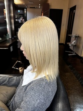 ネイトル(naitre) ホワイトベージュ