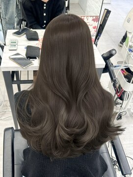 アマトウキョウ アユンチェ(AMA TOKYO×AYUNCHE) アッシュグレージュ オリーブグレージュ 透明感カラー