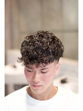 キングスマントーキョー 立川店(KINGSMAN TOKYO) スペインカール