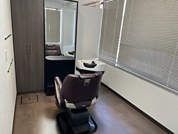 メンズウィル バイ スヴェンソン 新潟スタジオ(MEN'S WILL by SVENSON)の写真/周りを気にする必要のない完全個室サロンです。思い切りリラックスできます!