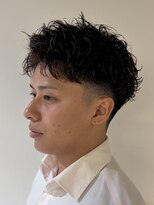 グラッシー(GLASSY) テーパーフェード/ツイストピンパーマ/スパイキーベリーショート