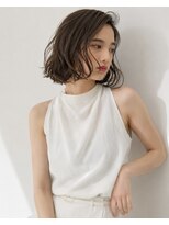 ドロップ(drop)&nbsp;乾かすだけで決まる、大人の色気ボブ