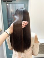hyon myon/RISEbyREVO 綾瀬店【ヒョンミョン】&nbsp;ハッシュカット/デザインカラー/グレージュ[綾瀬駅/韓国ヘア]