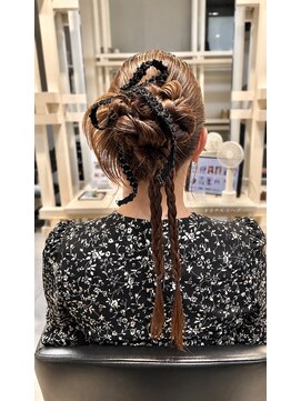 エン(en.) 結婚式ヘアセット カチモリヘア 編みおろし