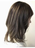 うるさらストレート/抜け感ベージュ
