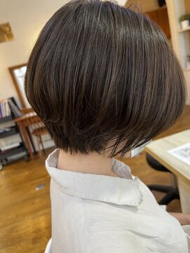 アコレ カリテ 草津店(ACCOLE qualite) ショートボブ×アッシュカラー/20代30代