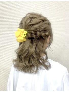 ヘアー テソロ(hair tesoro) ゆるふわハーフアップ