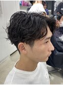 無造作パーマツイストスパイラルパーマセンターパート栄