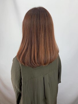 アトリア 横浜(Atria) 艶髪ナチュラルミディアム