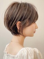 ヨリ トウキョウ(yori Tokyo)&nbsp;前髪あり小顔つや髪顔まわりショートヘアボブルフネビージュ