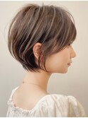 前髪あり小顔つや髪顔まわりショートヘアボブルフネビージュ