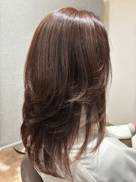 クララ カシハラ(CLALA Kashihara) 大人女性のレイヤーカット/艶髪/ショコラブラウン