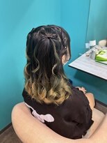 リエラ 新宿(RIERA) 髪リボンハーフツイン