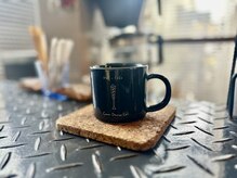 デニム(DENIM)の雰囲気（カフェスペースで美味しいコーヒーご用意しております♪）