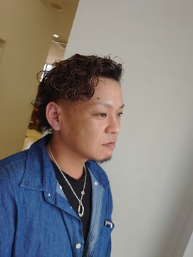 シャンプーボーイ 佐世保駅前店(SHAMPOO BOY) メンズカット【ブリーチ/ハイライト/パーマ】