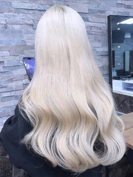 アンククロス 青山店(ANKH CROSS) 抜きっぱなしブロンド/レイヤーカット/エクステ