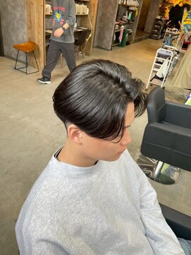 カーニー 北千住(kearny) メンズカットパーマ/ニュアンスパーマ/フェザーパーマ[北千住]