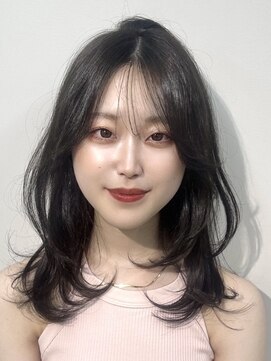 ヴェイン 渋谷(vain) 大人可愛いヘアオリーブブラウンふんわりレイヤー