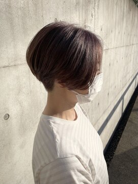 ゴットイール(GOTTO eel) 前下がり刈り上げショート