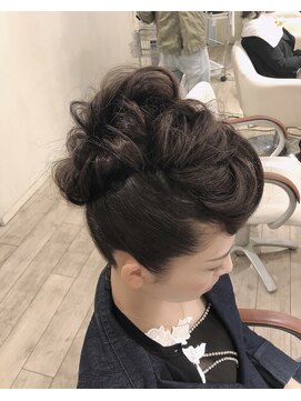 ヘアーリッチスタイルジェネシス(hair rich style Genesis) モヒカンリーゼント