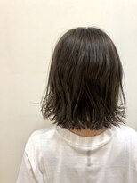 ペネロープ(Penelope) ニュアンスパーマ/ゆるパーマ/外ハネ/外はねボブ 担当 夕島