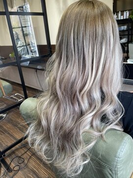 レアナ バイ ニーナ(Leana by NINA) ＃ハイライト#プルエクステ