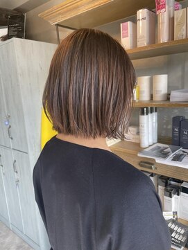 ラテ ヘア リリィ(latte hair lily) 大人可愛い/レイヤーボブ