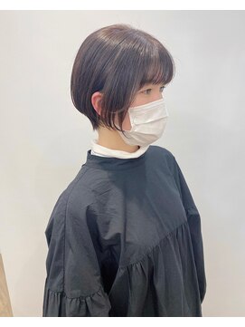 モリオフロムロンドン 松戸店(Morio from London) 【松戸　石山】丸みショートボブ　透明感カラー