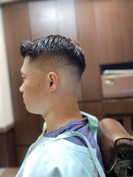 バーバーリング メソッド(BARBERING METHOD) フェード/フェードカット/メンズカット<理容室>