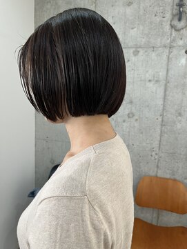 サクラ 岐阜(SAKURA) 首が綺麗に見えるボブ 切りっぱなしボブ ミニボブ 岐阜美容室