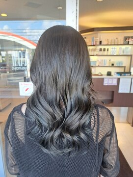 マリーインターナショナル 浦添店(MARIE INTERNATIONAL) ロングレイヤー暗髪グレージュブルーアッシュベージュ黒髪