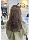 レイヤーカット×ブラウンベージュ☆